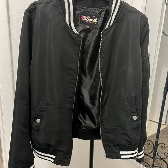 Black and White Bomber Jacket with Striped Collar and Silver Zipper.  #004 - Picture 2 of 7
